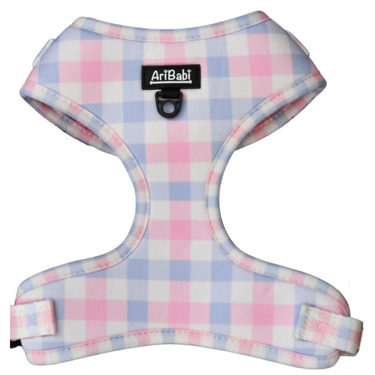Arnés ajustable rosa con dibujos de cuadros de la colección Vichy de la marca Aribabi.
